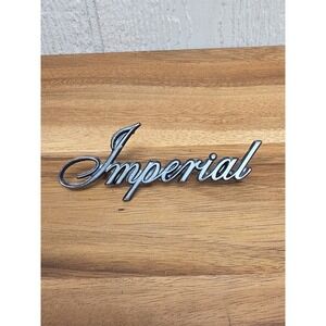 VTG 1966 1968 OEM Imperial Chrysler Car Emblem Part # 2579426 Used